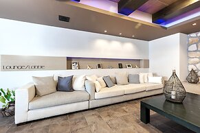 Memories Beach Hotel