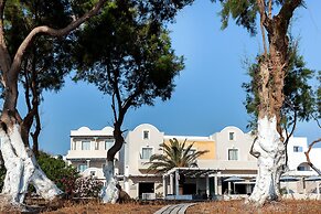 Memories Beach Hotel