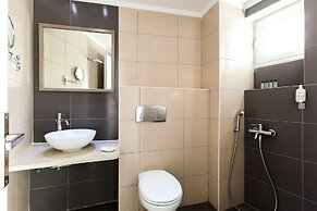 Memories Beach Hotel