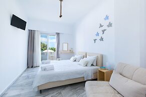 Memories Beach Hotel