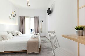 Memories Beach Hotel