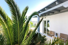 Memories Beach Hotel