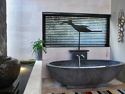 The Purist Villas & Spa