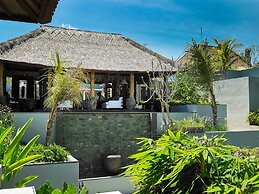 The Purist Villas & Spa