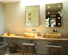 The Purist Villas & Spa