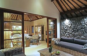 The Purist Villas & Spa