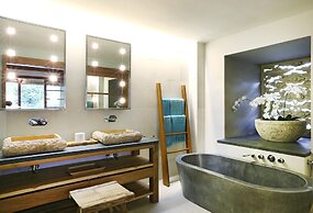 The Purist Villas & Spa