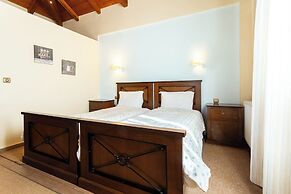 Pleiades Studios - All Season Gems