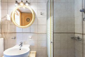 Pleiades Studios - All Season Gems