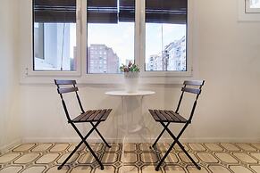 Happy People Gaudi Sant Pau