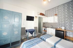 Panorama Studios & Apartments