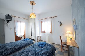 Panorama Studios & Apartments