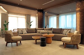 Zeus Eleva Kassandra Lagoon