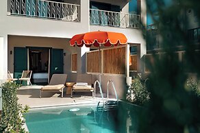 Zeus Eleva Kassandra Lagoon