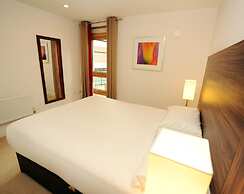 PREMIER SUITES PLUS Bristol Cabot Circus