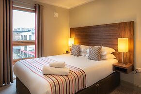 PREMIER SUITES PLUS Bristol Cabot Circus