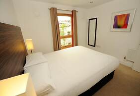 PREMIER SUITES PLUS Bristol Cabot Circus