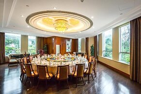 Golden Eagle Summit Hotel Kunming