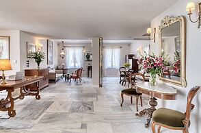 Leto Hotel