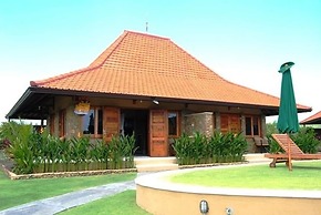 Three Monkeys Villas