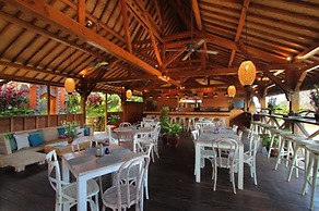 Three Monkeys Villas