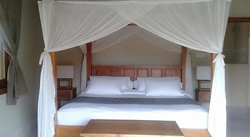 Three Monkeys Villas