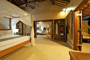 Three Monkeys Villas