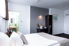 Hotel Aviva