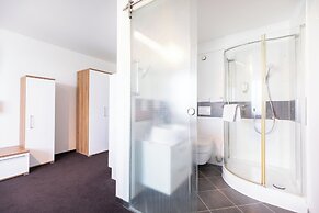 Hotel Aviva