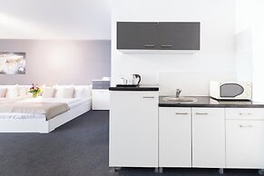 Hotel Aviva