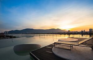 Novotel Danang Premier Han River