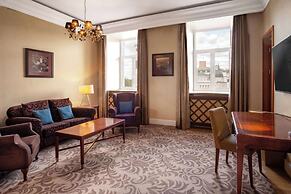 Grand Hotel Vilnius, Curio Collection by Hilton