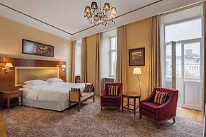 Grand Hotel Vilnius, Curio Collection by Hilton