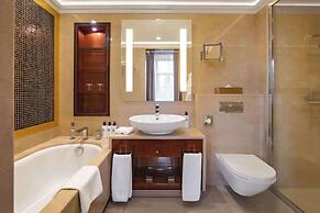 Grand Hotel Vilnius, Curio Collection by Hilton