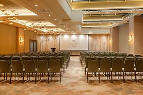 Grand Hotel Vilnius, Curio Collection by Hilton
