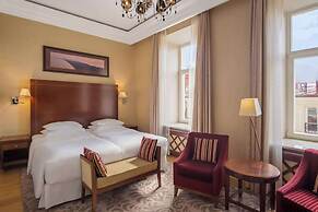 Grand Hotel Vilnius, Curio Collection by Hilton