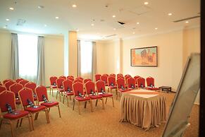 Swiss Inn Nexus Hotel