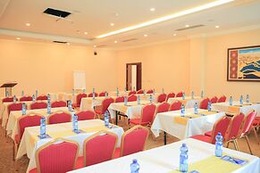 Swiss Inn Nexus Hotel