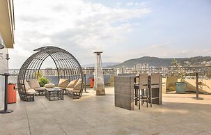 Swiss Inn Nexus Hotel