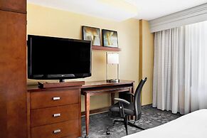 Courtyard by Marriott Newark Downtown