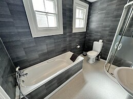 The Jubilee Hotel West- with Spa Facilities