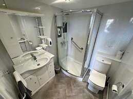 The Jubilee Hotel West- with Spa Facilities