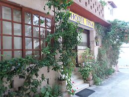 Tina Economy Hotel