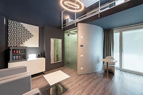 MO.OM Hotel