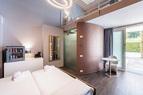 MO.OM Hotel