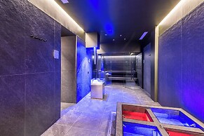 MO.OM Hotel