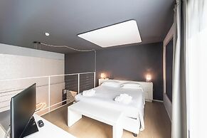 MO.OM Hotel