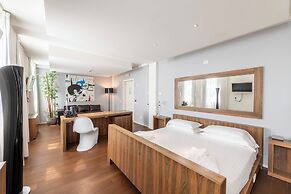 MO.OM Hotel