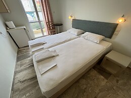 Neapolis Rooms & Apartments
