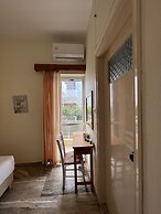 Neapolis Rooms & Apartments